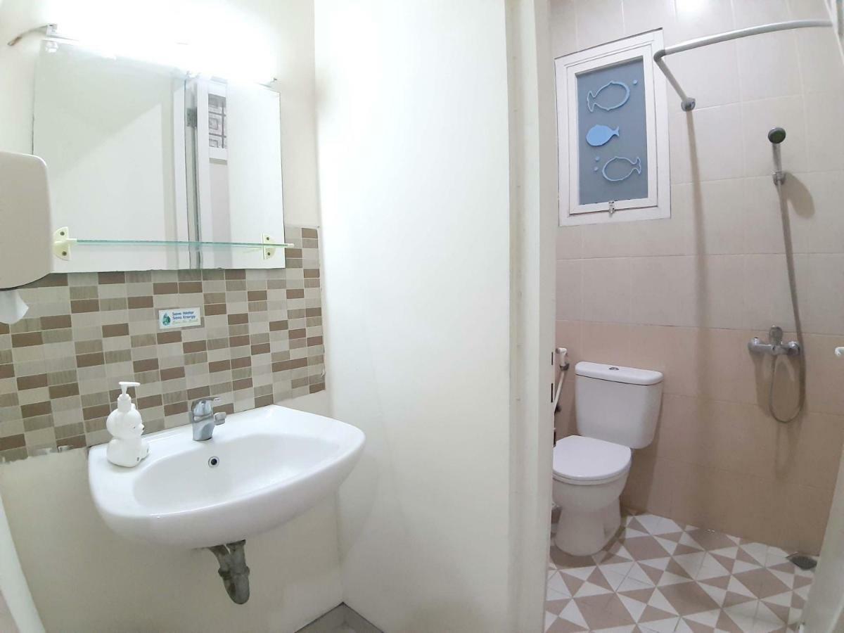 Hotel Ikiru To Live Surabaya Esterno foto