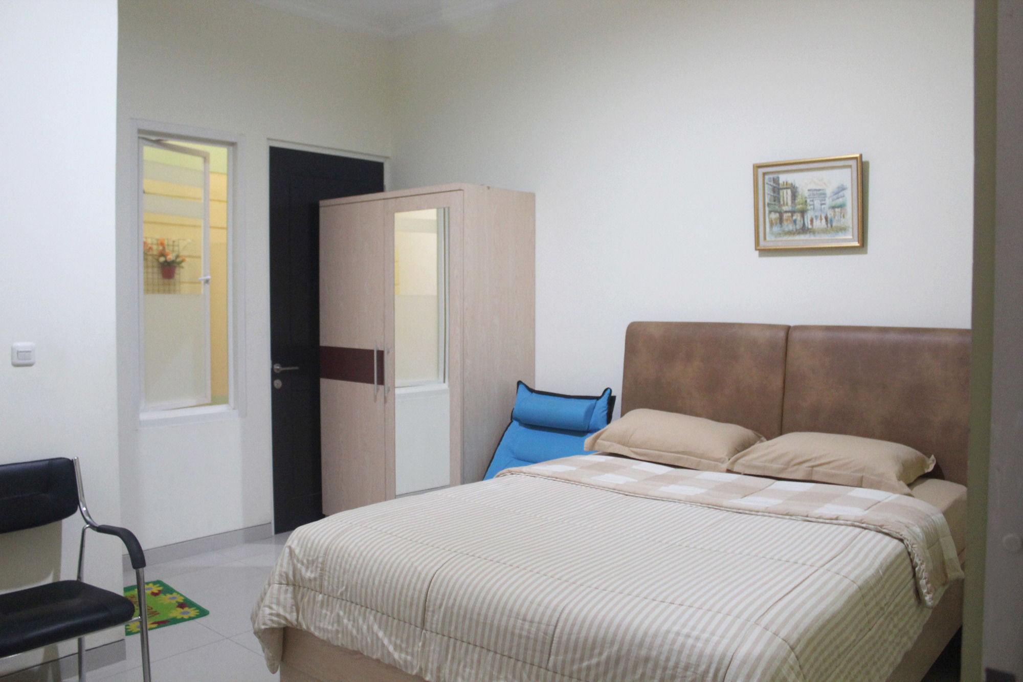 Hotel Ikiru To Live Surabaya Esterno foto